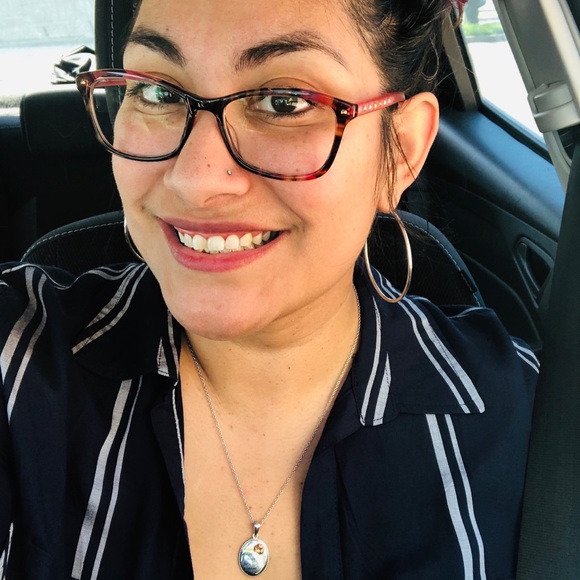 Meet your Posher, Samantha - Picture 5 of 5